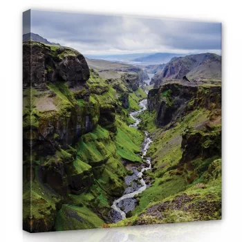 Hegyek közt a folyóval , vászonkép, 40x40 cm méretben