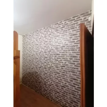 Szürke tégla mintás tapéta (J17939)