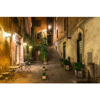 Vlies Fotótapéta - Old courtyard in Rome - 375x250 cm