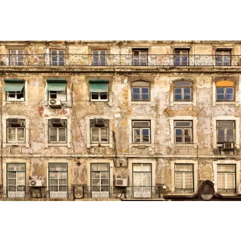 Vlies Fotótapéta - European house Portugal - 375x250 cm