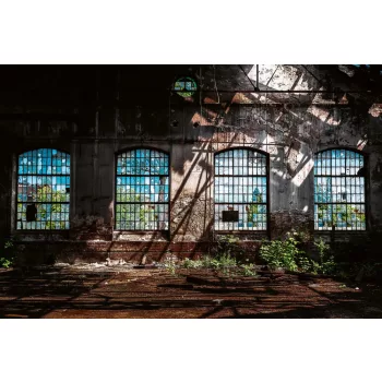   Vlies Fotótapéta - Abandoned industrial interior  - 375x250 cm