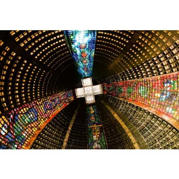   Vlies Fotótapéta - Interior of the Rio de Janeiro Metropolitan Cathedral  - 375x250 cm