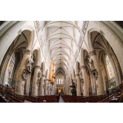 Vlies Fotótapéta - Interior of the Cathedral  - 375x250 cm