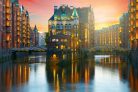 Vlies Fotótapéta - Old Speicherstadt  - 375x250 cm