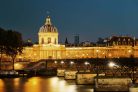 Vlies Fotótapéta - River Seine - 375x250 cm