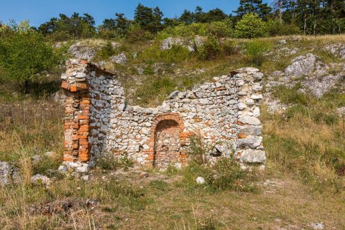 Vlies Fotótapéta - Ruin chapel - 375x250 cm
