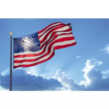 Vlies Fotótapéta - American Flag in the Wind - 375x250 cm