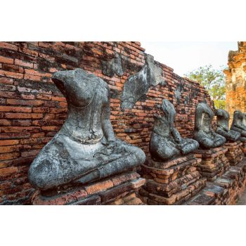 Vlies Fotótapéta - Buddha statue - 375x250 cm