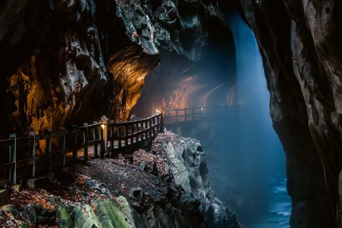 Vlies Fotótapéta - Cave corridor - 375x250 cm