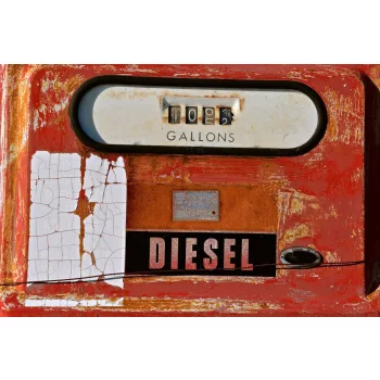 Vlies Fotótapéta - Old Diesel Pump - 375x250 cm