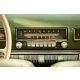 Vlies Fotótapéta - Radio in Old Car - 375x250 cm