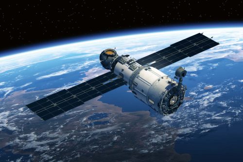 Vlies Fotótapéta - Space station satellite - 375x250 cm