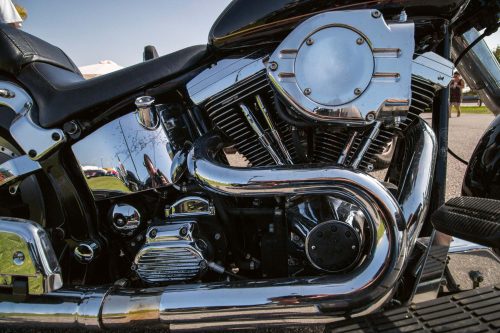 Vlies Fotótapéta - Motorcycle shiny detail - 375x250 cm