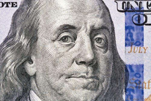 Vlies Fotótapéta - Benjamin Franklin Detail Banknote - 375x250 cm