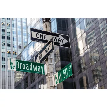 Vlies Fotótapéta - Brodway Street Sign - 375x250 cm