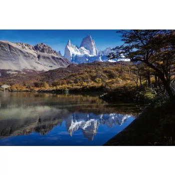Vlies Fotótapéta - Lake in Patagonia - 375x250 cm