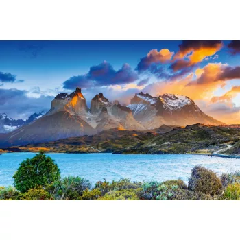 Vlies Fotótapéta - Pehoe lake sunrise - 375x250 cm