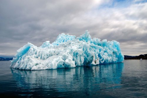 Vlies Fotótapéta - Bluish iceberg - 375x250 cm