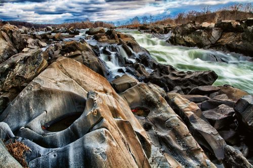 Vlies Fotótapéta - Great falls park - 375x250 cm