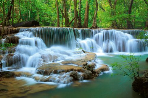 Vlies Fotótapéta - Deep Forest Waterfall - 375x250 cm